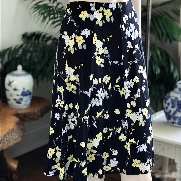 New TAN JAY floral midi skirt - Picture 1 of 13